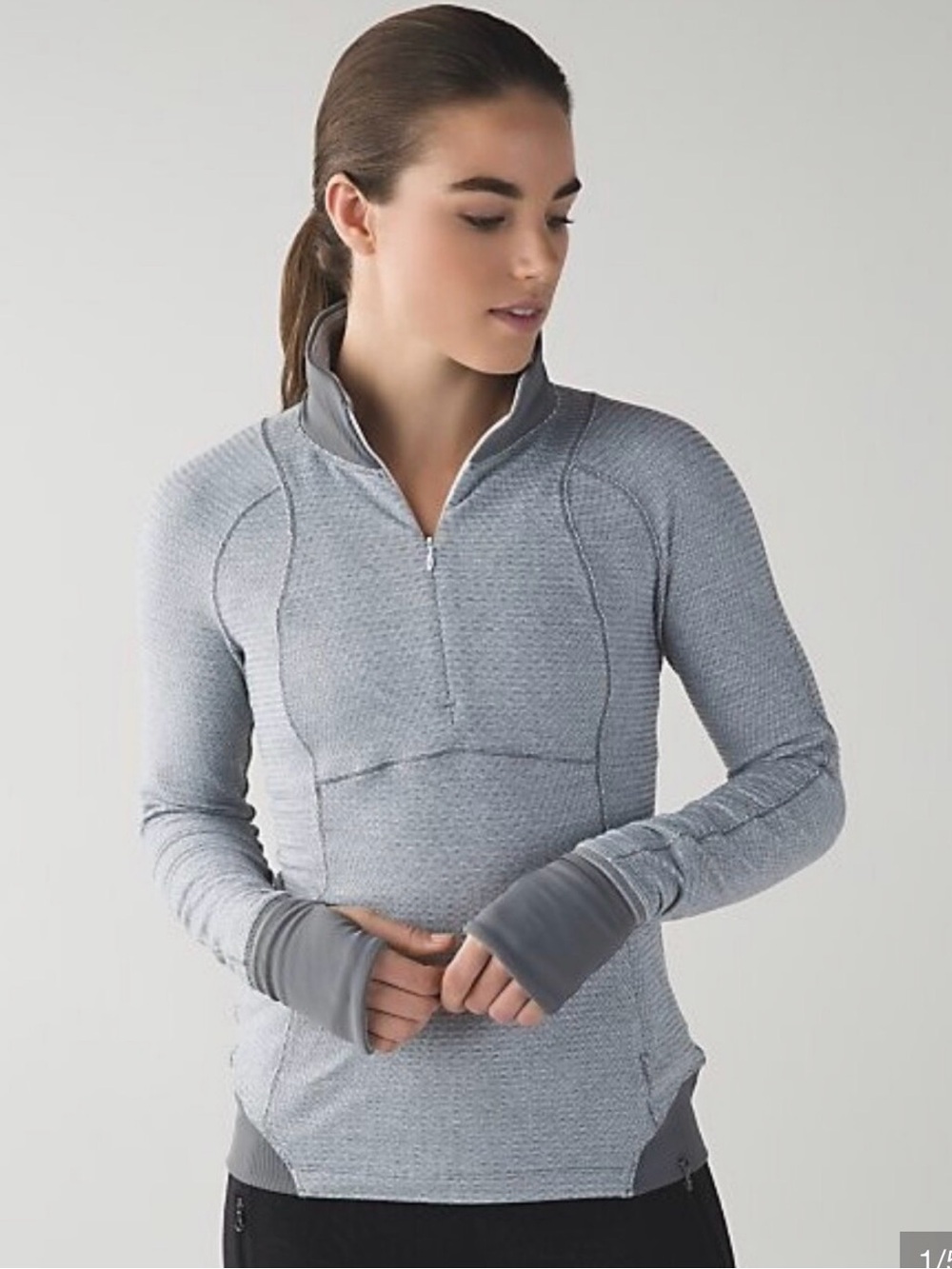 Lululemon Gray White Pique Runderful 1/2 Zip Long Sleeve Top Reflective Sz 4 1/4